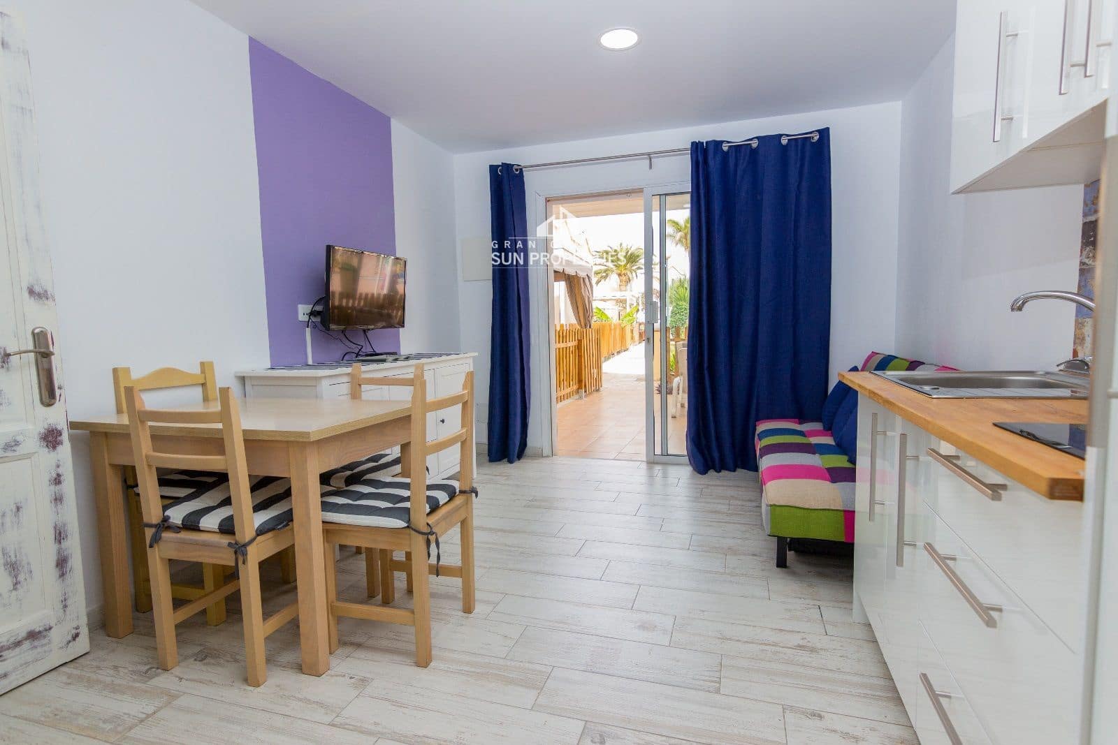 1 bedroom Bungalow for rent in Campo Internacional with pool - € 950 (Ref: 6631714)