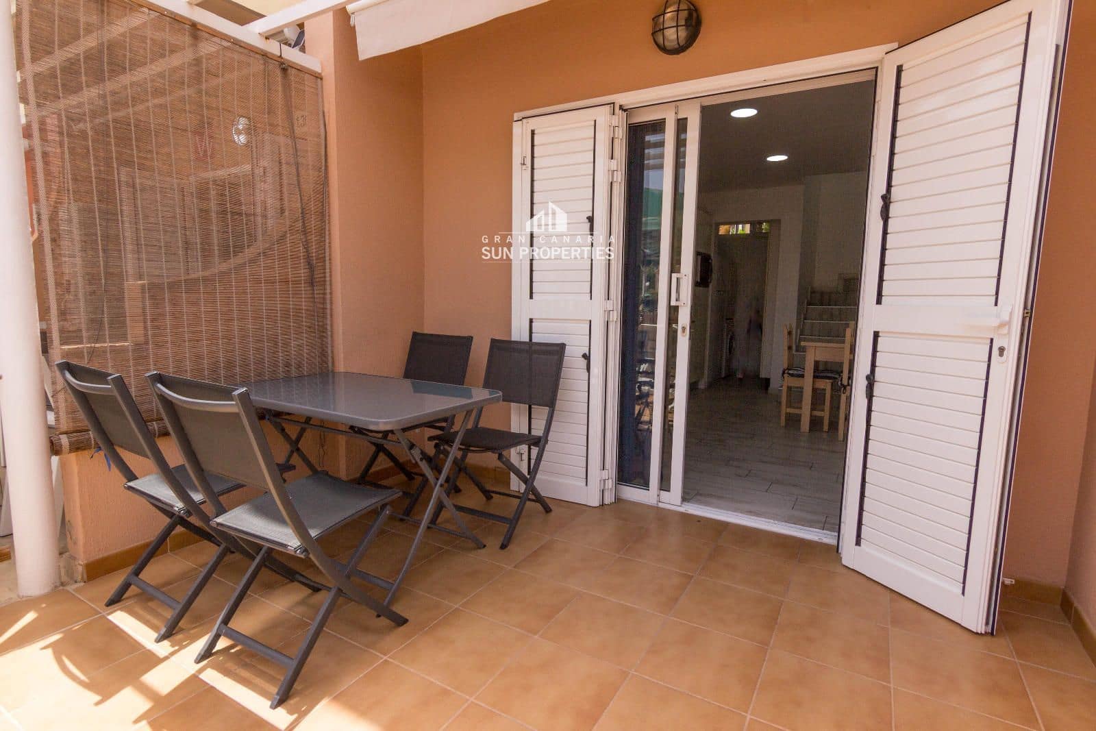 1 quarto Bungalow para arrendar em Campo Internacional com piscina garagem - 950 € (Ref: 6631714)