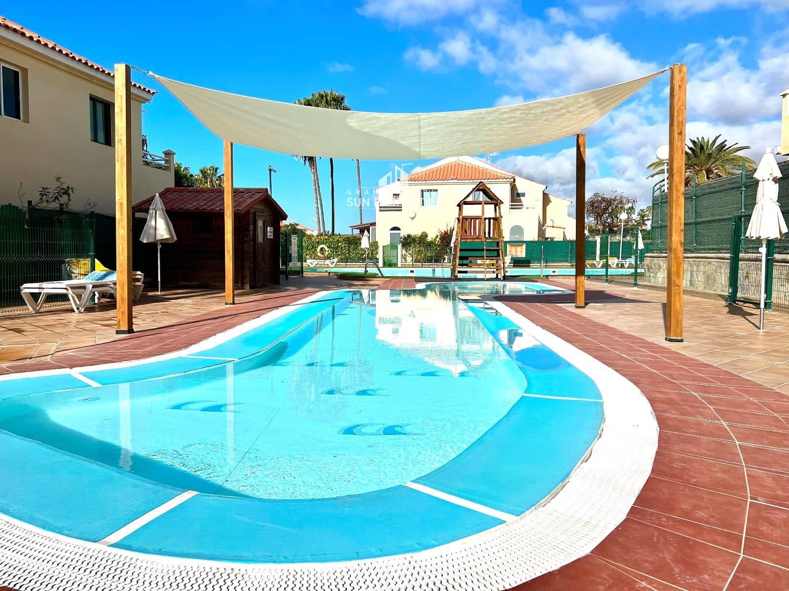 2 sypialnia Bungalow do wynajęcia w Sonneland z basenem - 1 000 € (Ref: 7474511)