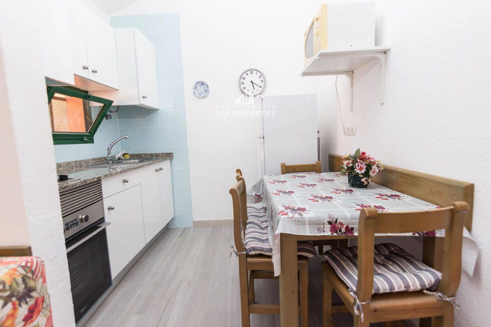 1 bedroom Bungalow for rent in San Bartolome de Tirajana with pool - € 1,000 (Ref: 7958274)