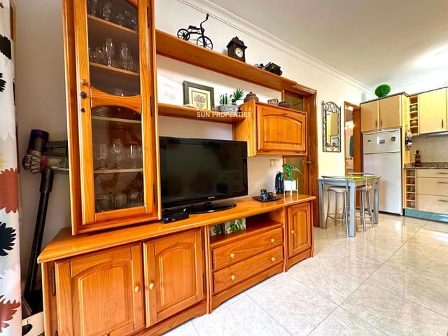 1 makuuhuone Bungalow vuokrattavana paikassa Campo Internacional, San Bartolomé de Tirajana mukana uima-altaan - 1 200 € (Ref: 8479055)