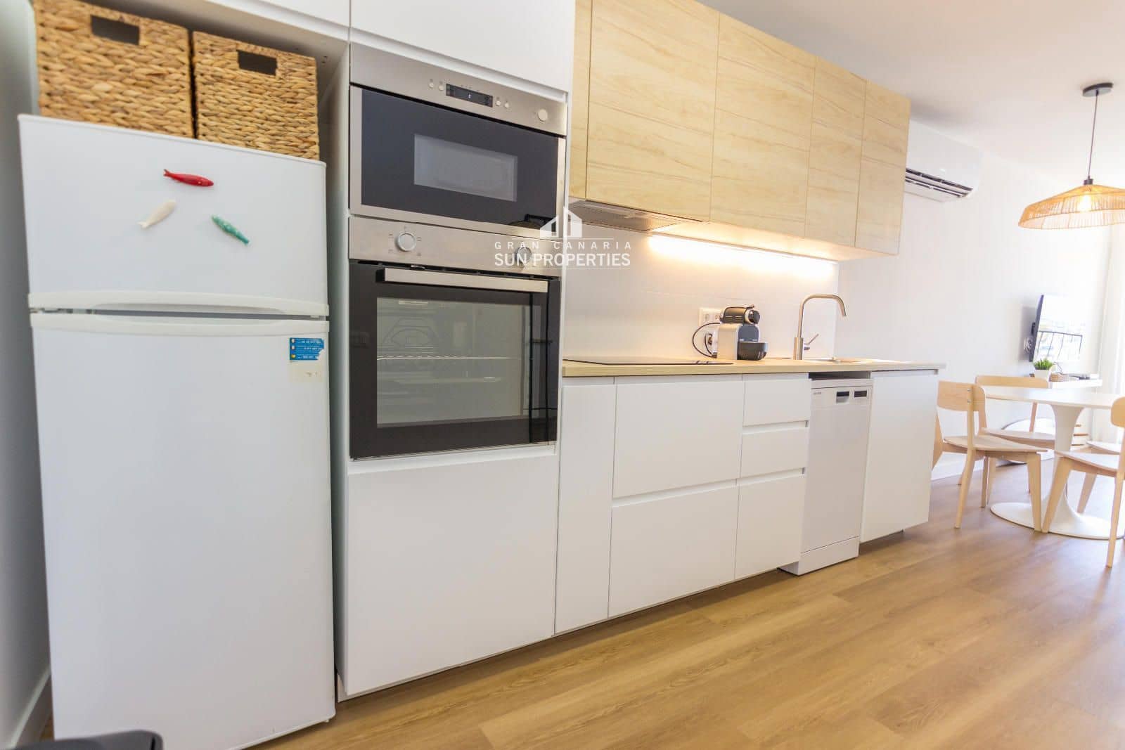 2 quarto Apartamento para arrendar em Playa del Ingles com piscina - 1 600 € (Ref: 8561908)