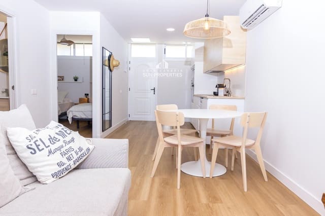 2 quarto Apartamento para arrendar em Playa del Inglés, San Bartolomé de Tirajana com piscina - 1 600 € (Ref: 8561908)