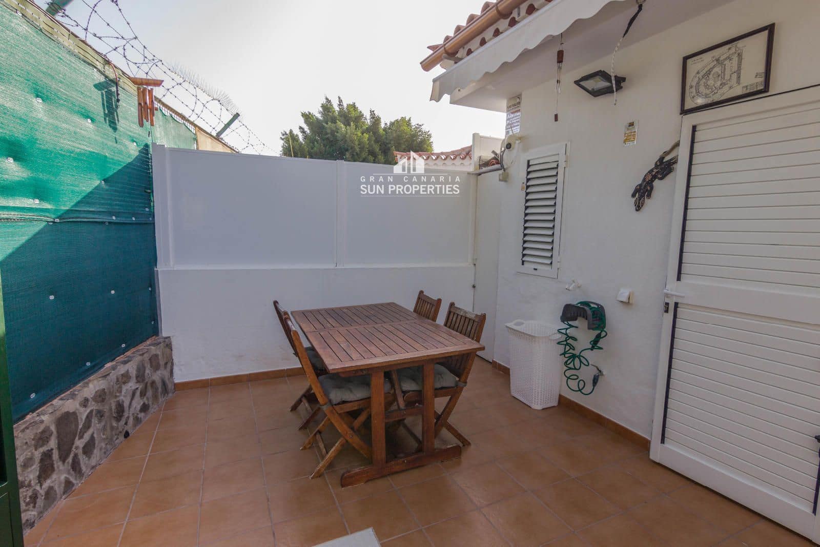 2 bedroom Bungalow for rent in San Bartolome de Tirajana with pool - € 1,200 (Ref: 8611889)