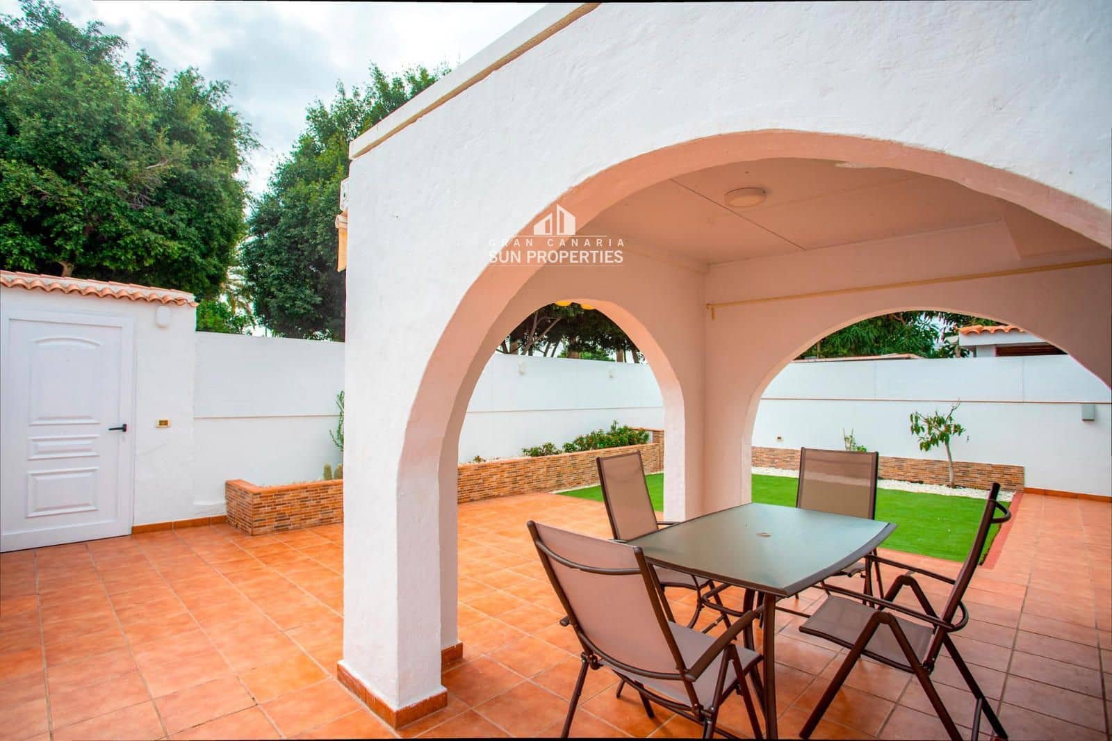 3 sovrum Bungalow att hyra i San Bartolome de Tirajana med pool - 1 650 € (Ref: 8693132)