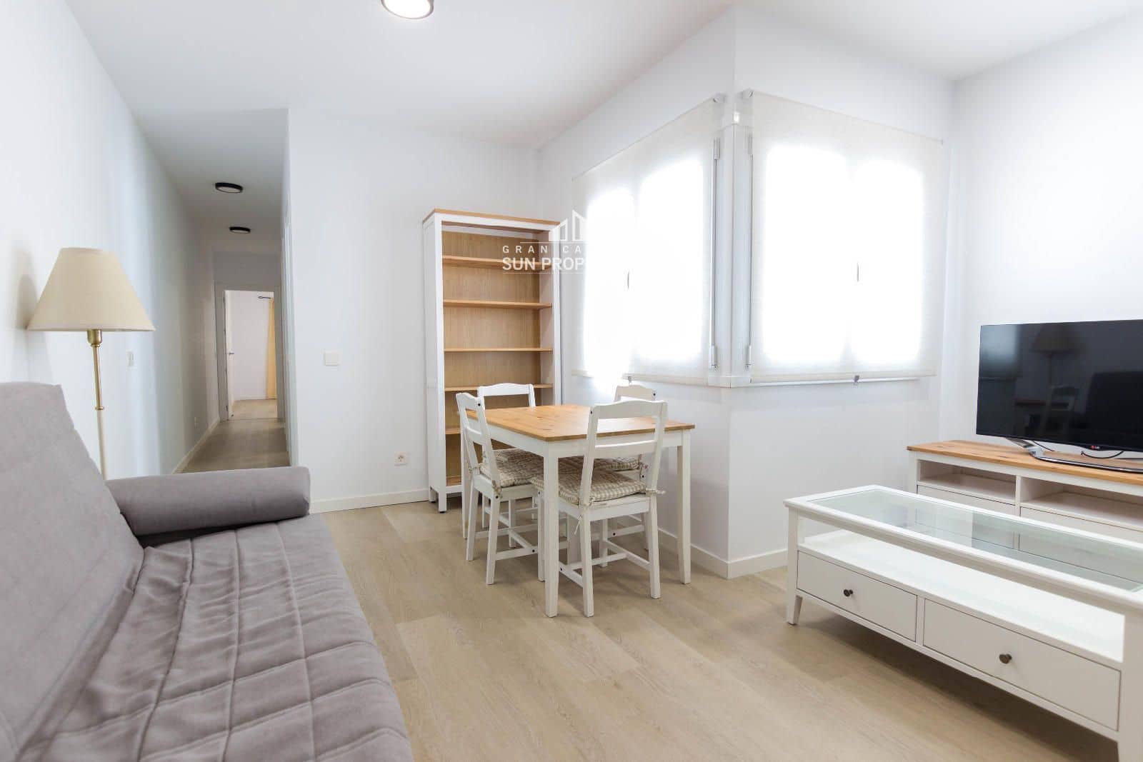 2 makuuhuone Asunto vuokrattavana paikassa Santa Lucia de Tirajana mukana 
autotalli - 975 € (Ref: 8707478)