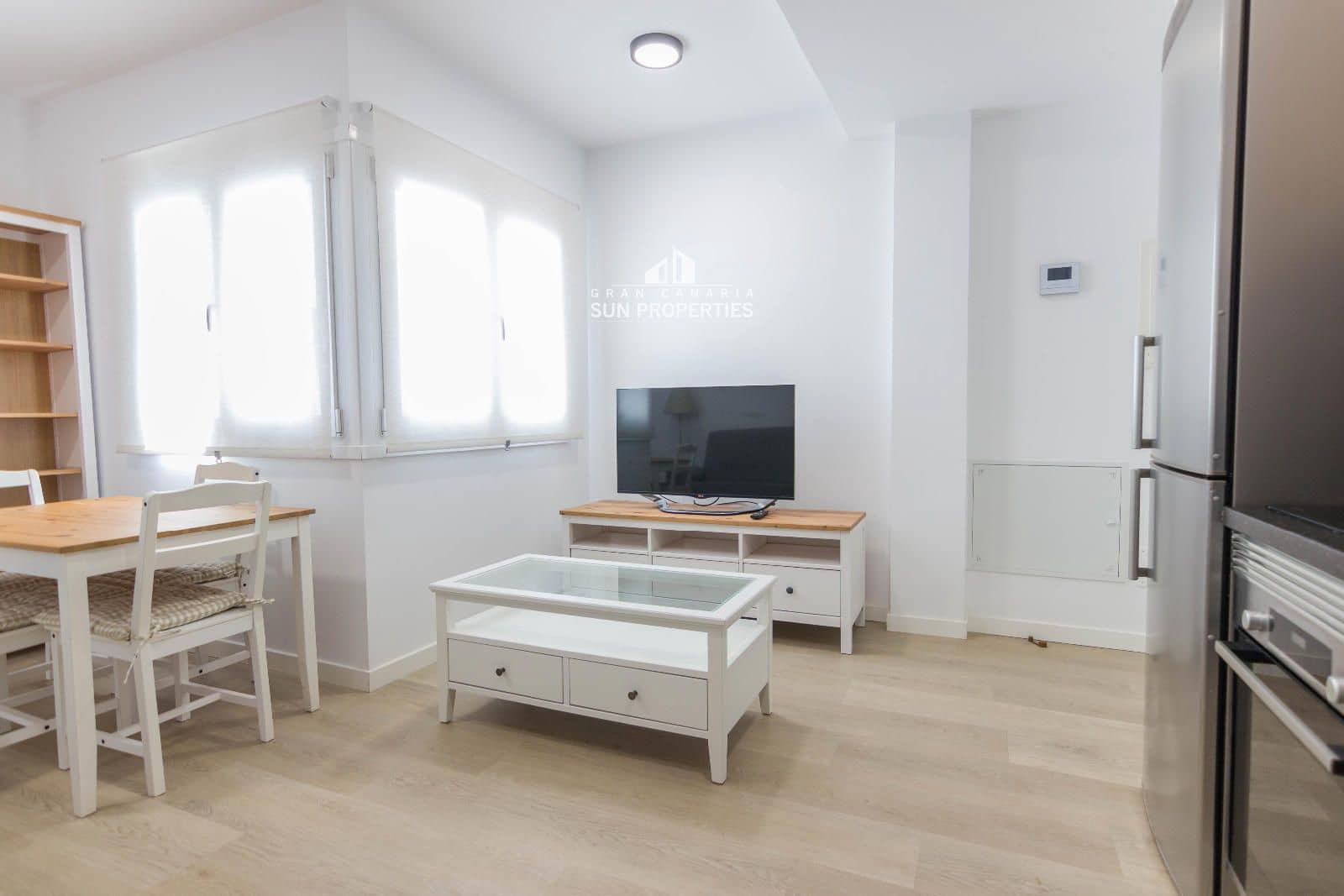 2 makuuhuone Asunto vuokrattavana paikassa Santa Lucia de Tirajana mukana 
autotalli - 975 € (Ref: 8707478)