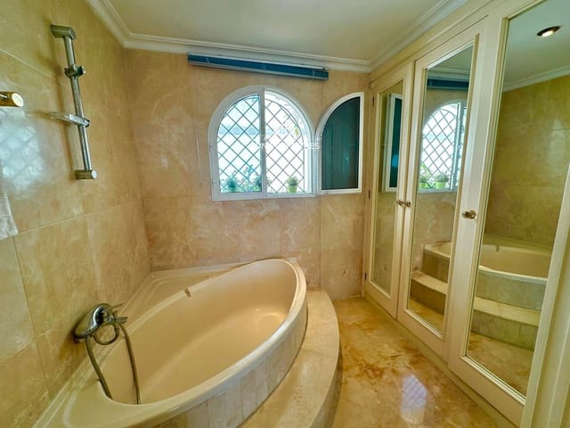 2 quarto Bungalow para venda em Playa del Inglés, San Bartolomé de Tirajana com garagem - 780 000 € (Ref: 8751895)