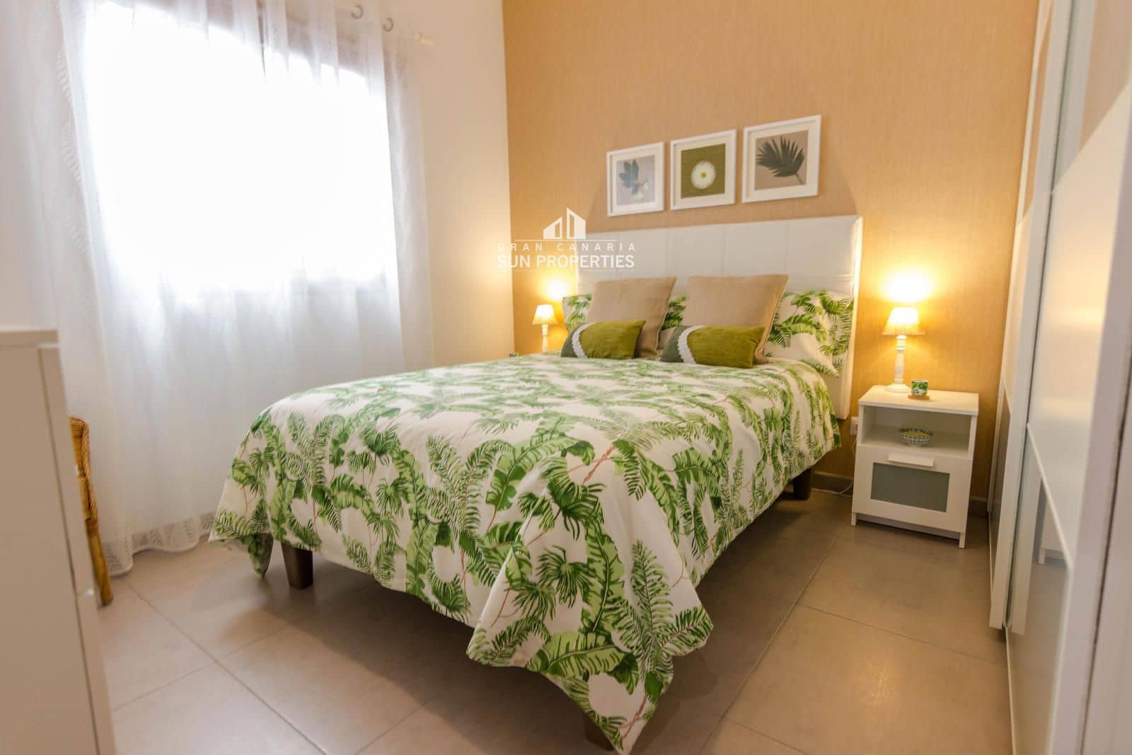 1 sypialnia Mieszkanie do wynajęcia w Mogan z garażem - 900 € (Ref: 8971397)