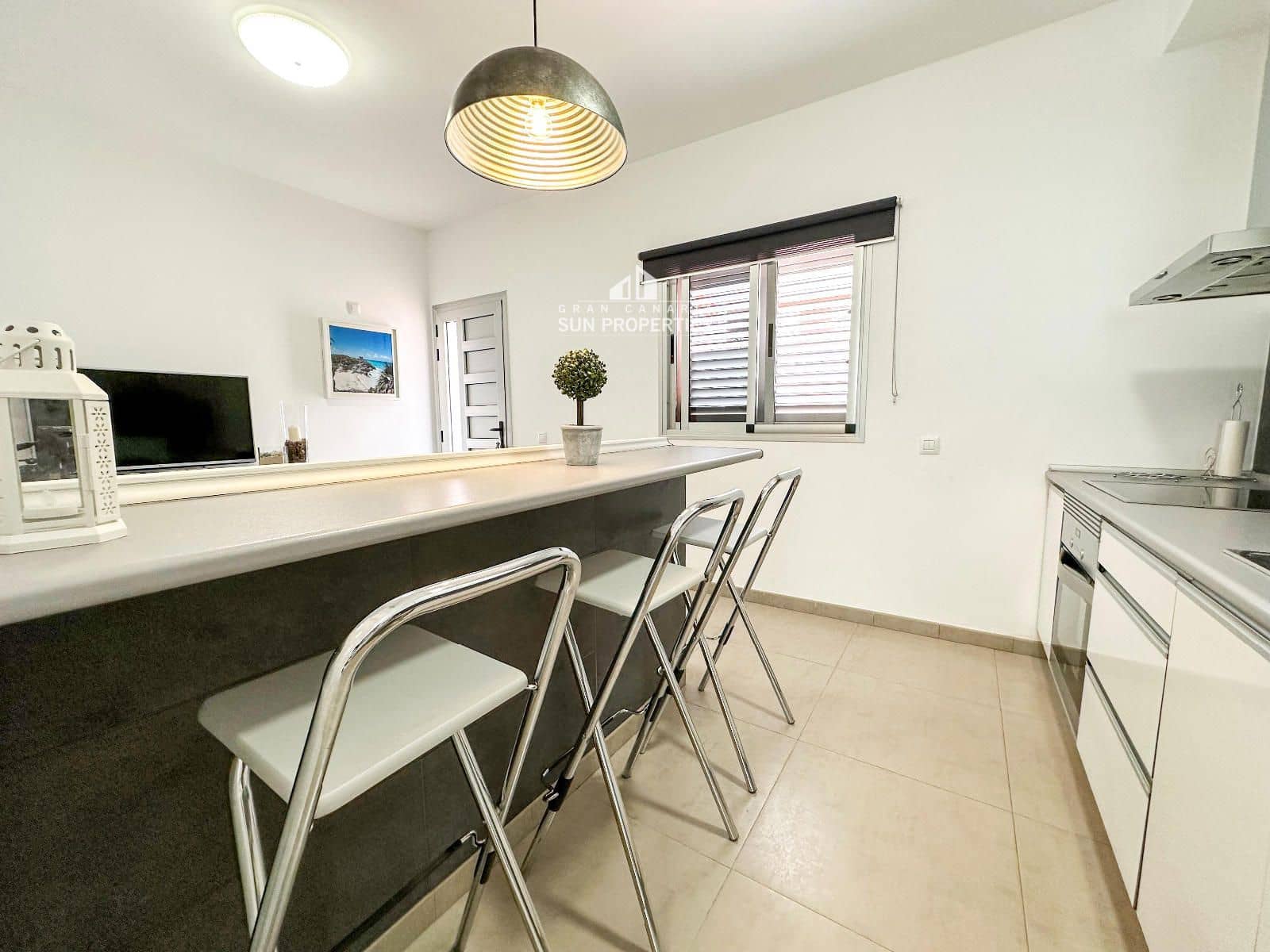 1 sypialnia Mieszkanie do wynajęcia w Mogan z garażem - 900 € (Ref: 8971397)