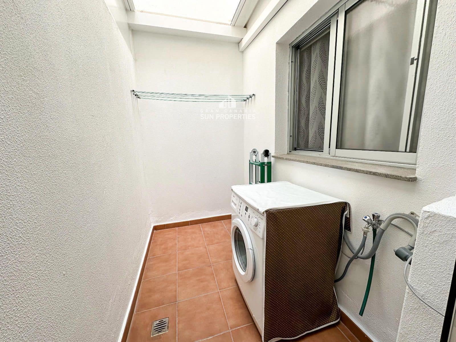 1 sypialnia Mieszkanie do wynajęcia w Mogan z garażem - 900 € (Ref: 8971397)