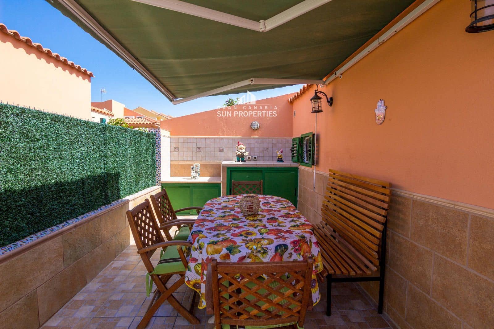 Bungalow de 2 habitaciones en Sonneland en alquiler con piscina - 1.200 € (Ref: 9172662)