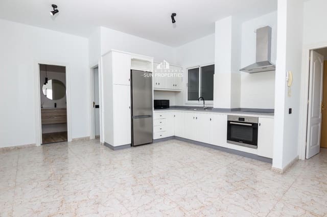 2 soverom Leilighet til leie i Santa Lucía de Tirajana - € 850 (Ref: 9205744)