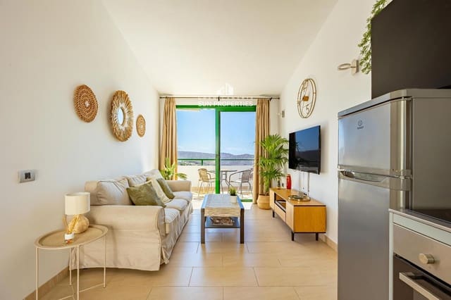 1 sovrum Lägenhet att hyra i Puerto Rico, Mogán med pool - 1 100 € (Ref: 9231358)