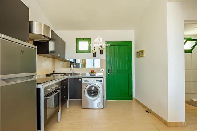 1 sovrum Lägenhet att hyra i Puerto Rico, Mogán med pool - 1 100 € (Ref: 9231358)