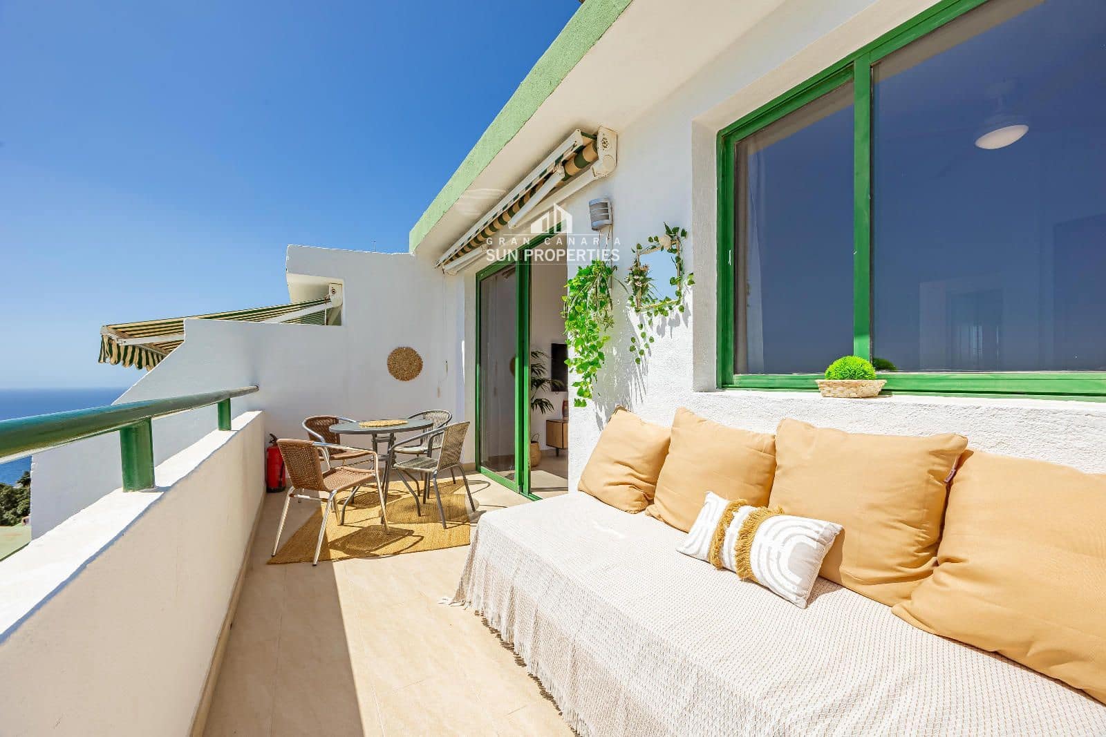 1 sovrum Lägenhet att hyra i Puerto Rico med pool - 1 100 € (Ref: 9231358)