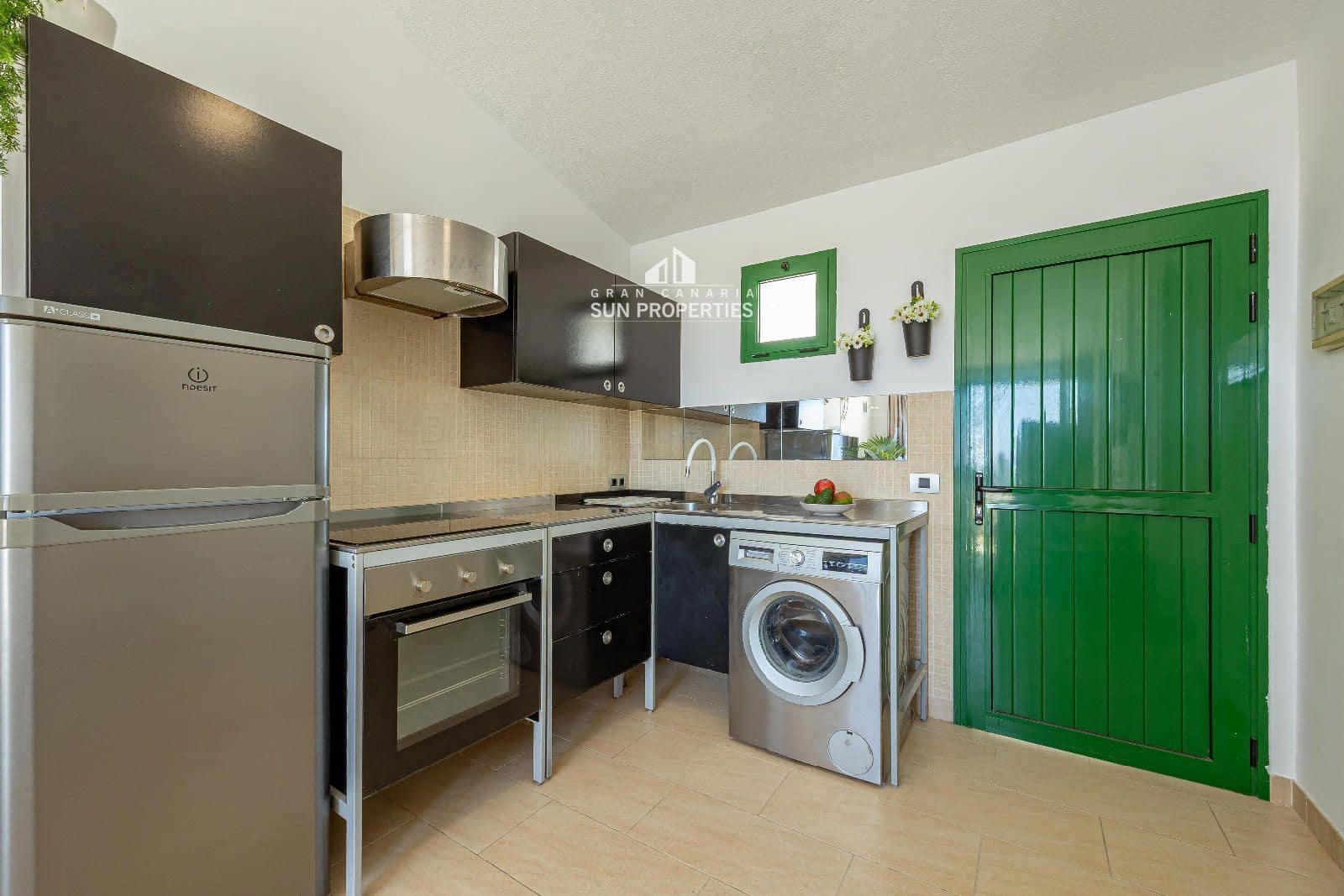 1 sovrum Lägenhet att hyra i Puerto Rico med pool - 1 100 € (Ref: 9231358)