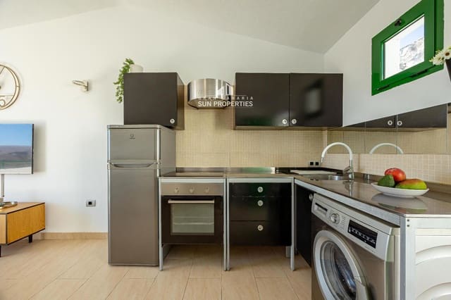 1 sovrum Lägenhet att hyra i Puerto Rico, Mogán med pool - 1 100 € (Ref: 9231358)