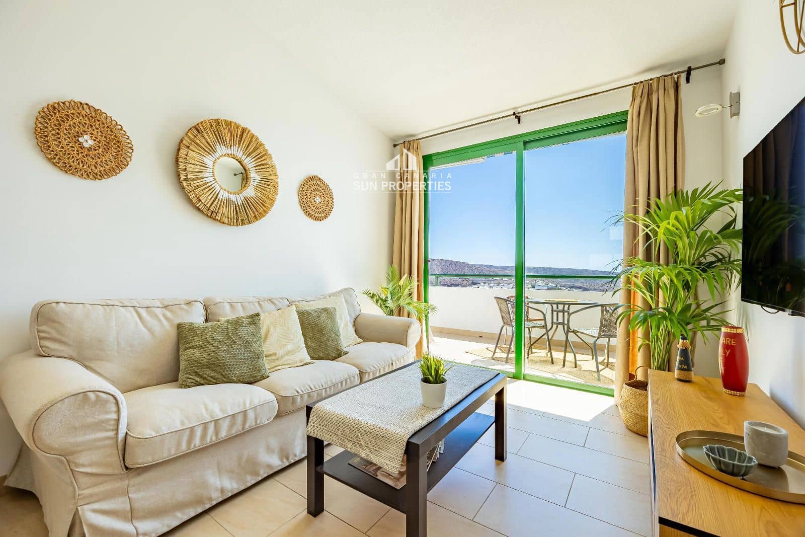 1 sovrum Lägenhet att hyra i Puerto Rico med pool - 1 100 € (Ref: 9231358)