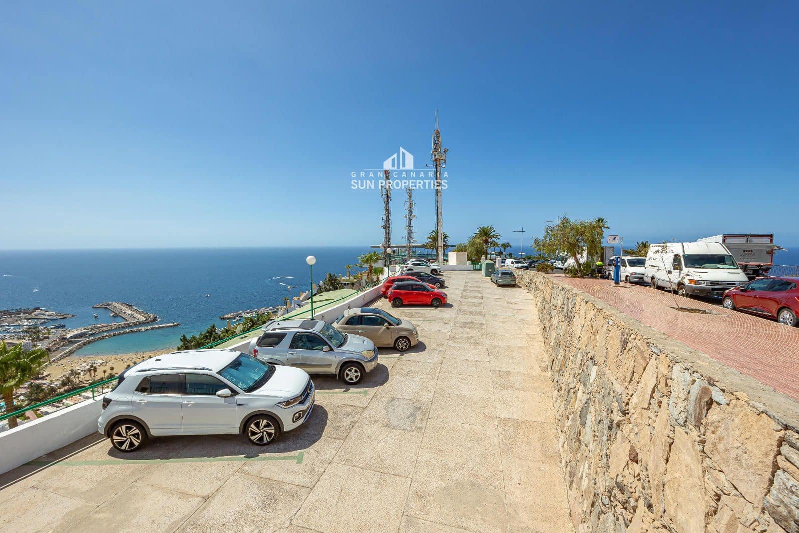 1 sovrum Lägenhet att hyra i Puerto Rico med pool - 1 100 € (Ref: 9231358)