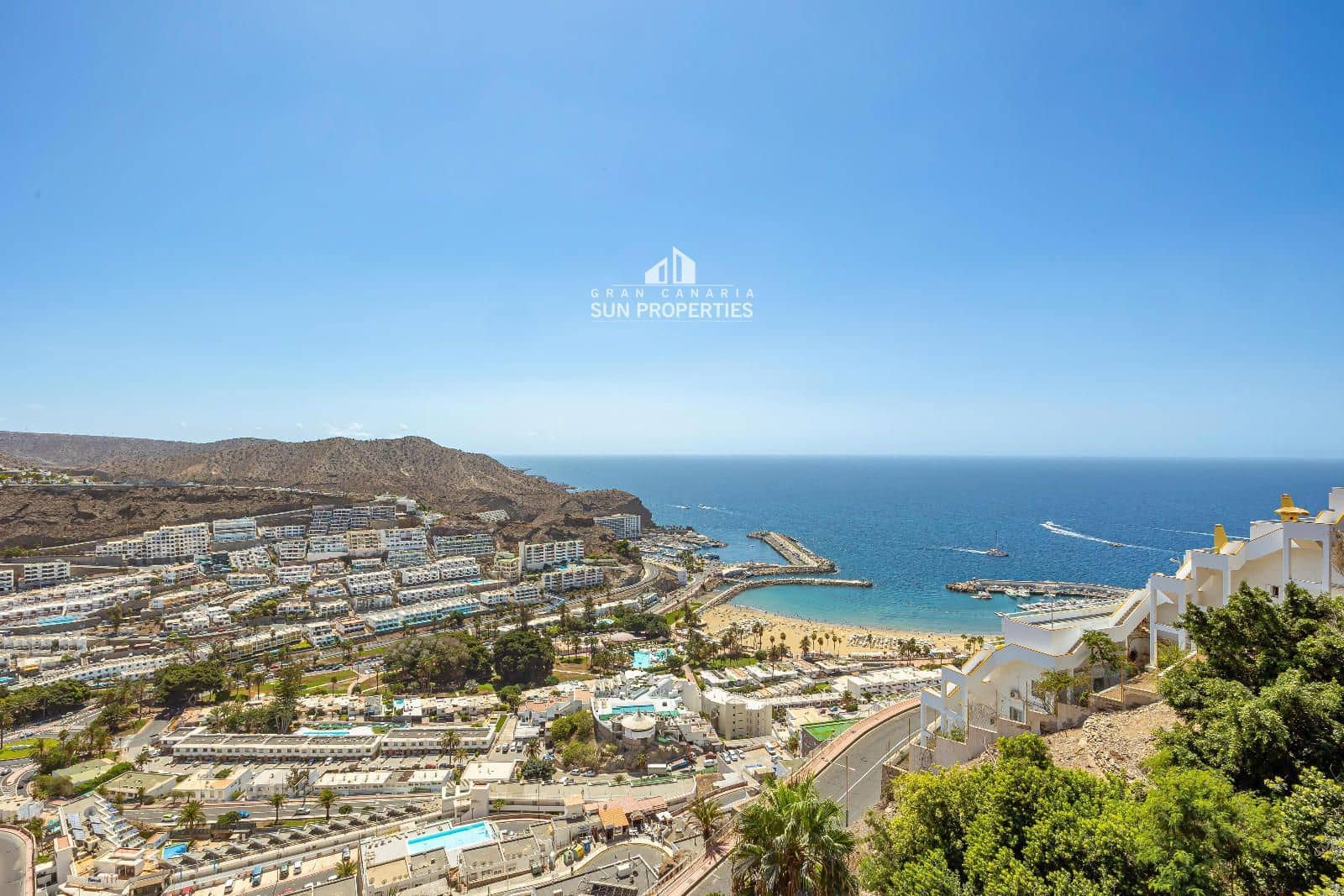 1 sovrum Lägenhet att hyra i Puerto Rico med pool - 1 100 € (Ref: 9231358)