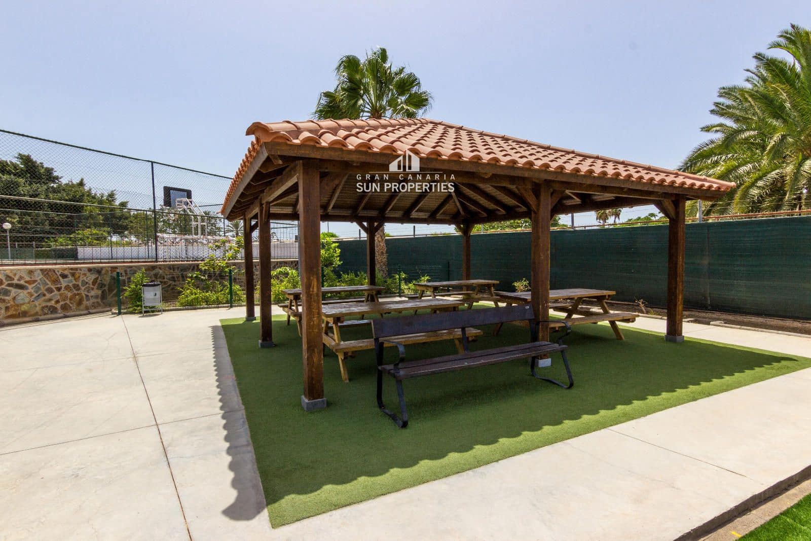 2 makuuhuone Bungalow vuokrattavana paikassa San Bartolome de Tirajana mukana uima-altaan - 1 500 € (Ref: 9324233)