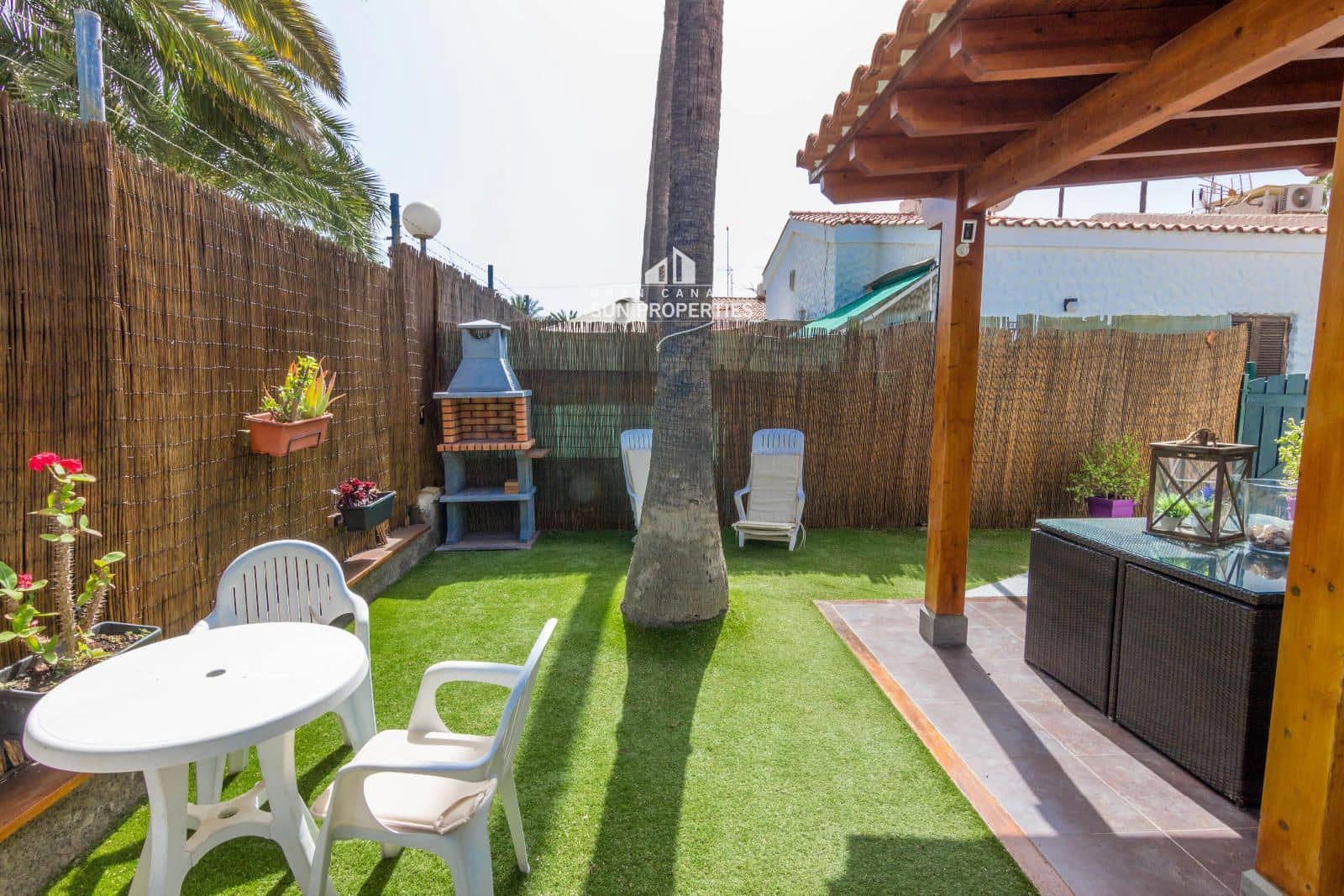 2 soverom Bungalow til leie i San Bartolome de Tirajana med svømmebasseng - € 1 500 (Ref: 9324233)