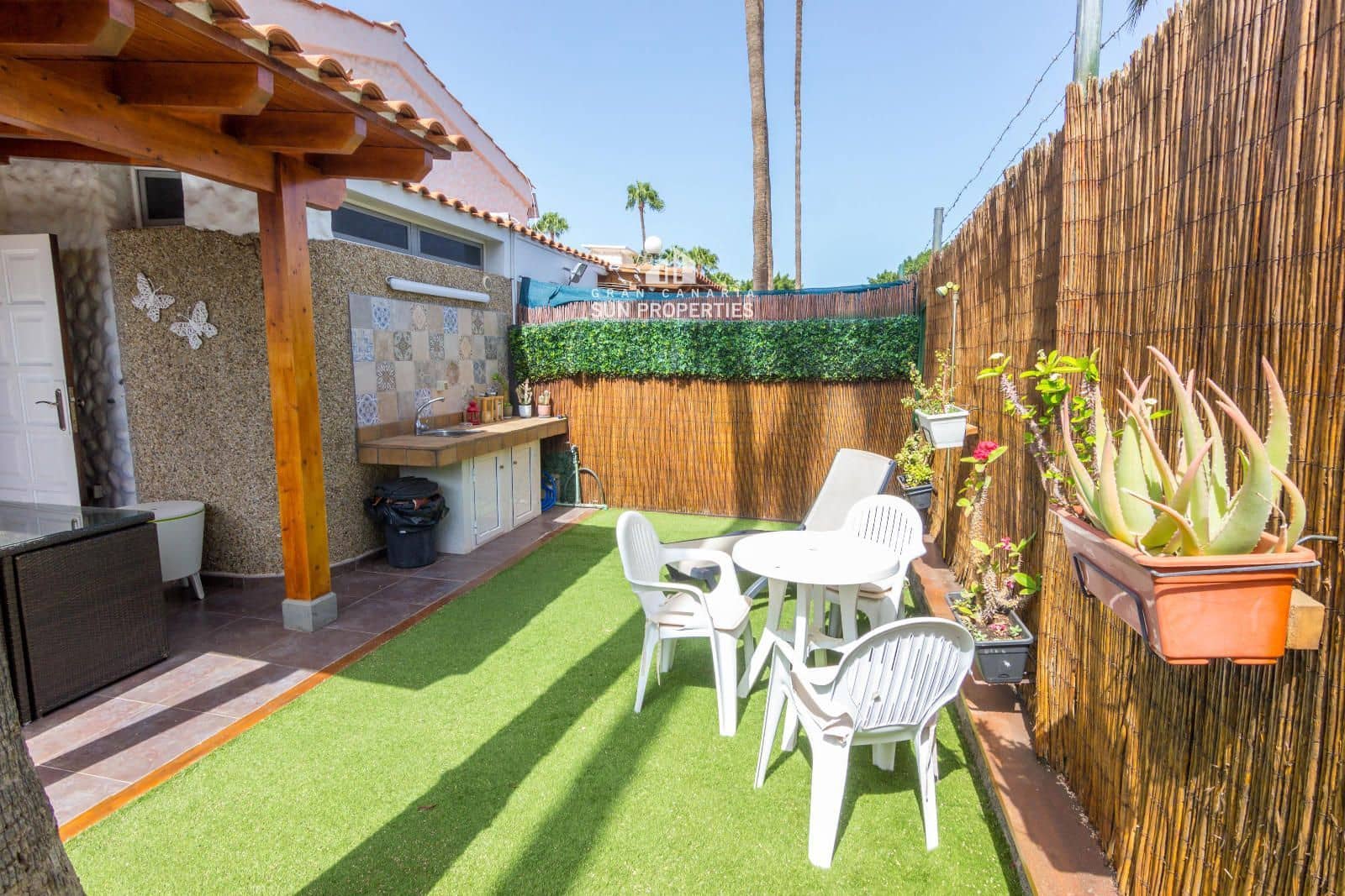 2 soverom Bungalow til leie i San Bartolome de Tirajana med svømmebasseng - € 1 500 (Ref: 9324233)