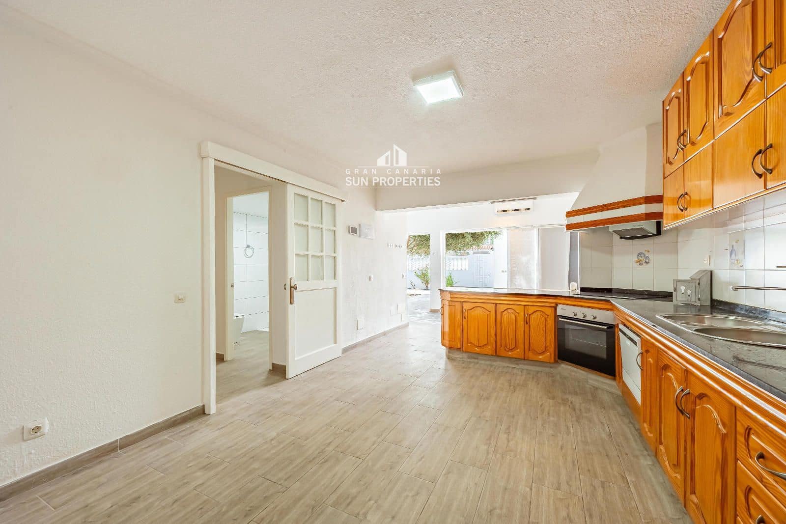 4 Zimmer Haus zu verkaufen in San Bartolome de Tirajana mit Garage - 660.000 € (Ref: 9382048)