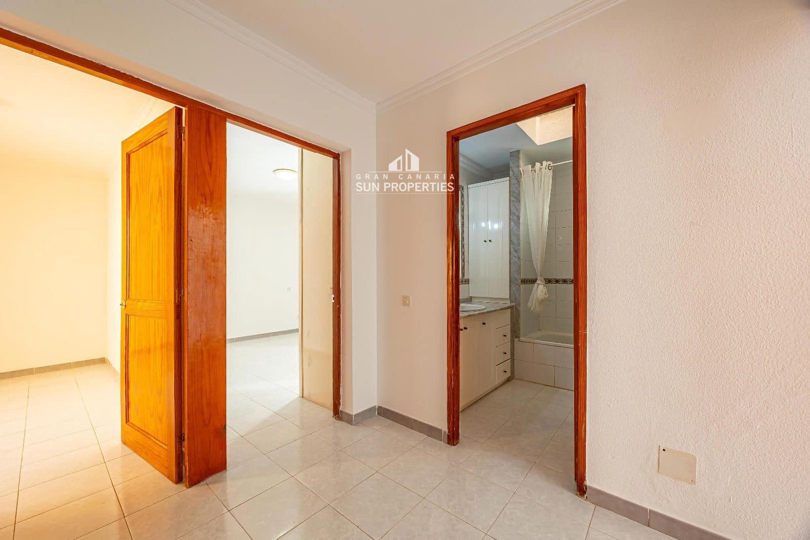 4 Zimmer Haus zu verkaufen in San Bartolome de Tirajana mit Garage - 660.000 € (Ref: 9382048)