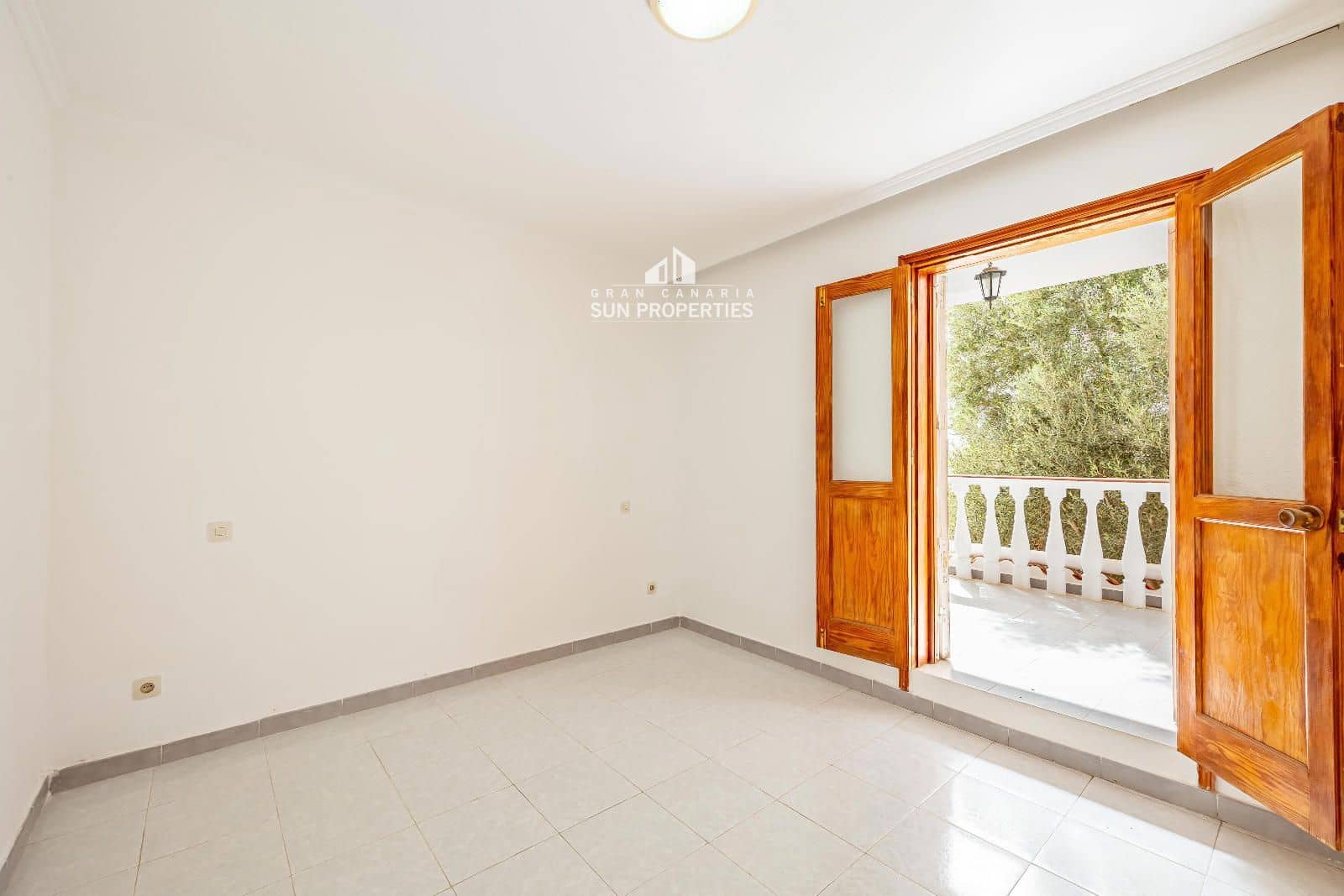 4 Zimmer Haus zu verkaufen in San Bartolome de Tirajana mit Garage - 660.000 € (Ref: 9382048)