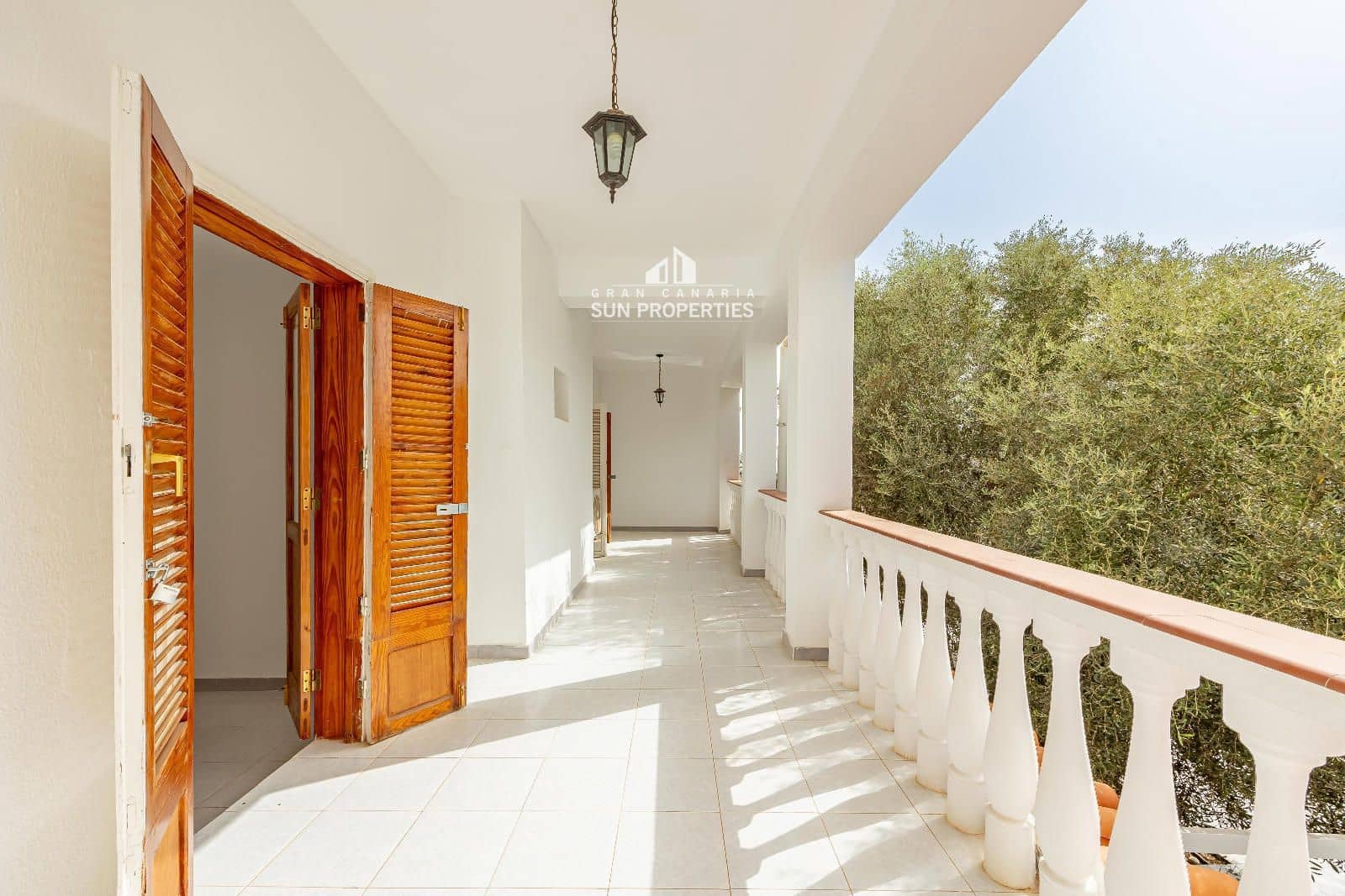 4 Zimmer Haus zu verkaufen in San Bartolome de Tirajana mit Garage - 660.000 € (Ref: 9382048)