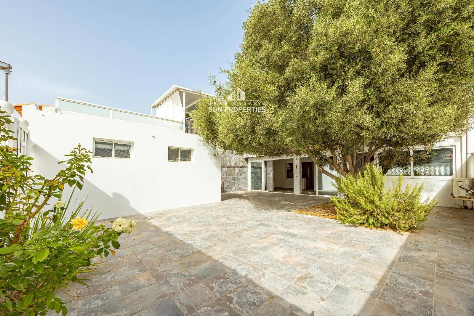 4 Zimmer Haus zu verkaufen in San Bartolome de Tirajana mit Garage - 660.000 € (Ref: 9382048)