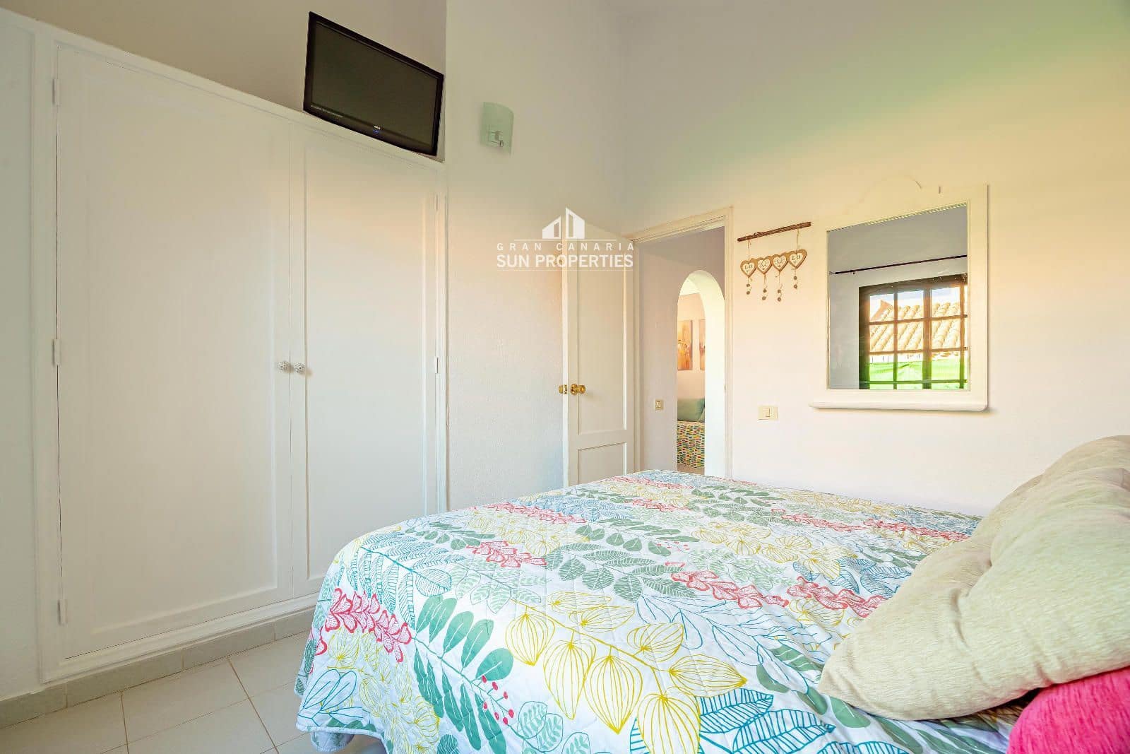 2 soverom Bungalow til leie i Sonneland med svømmebasseng - € 1 100 (Ref: 9659686)