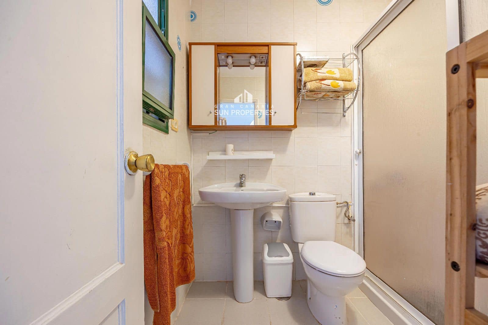 2 soverom Bungalow til leie i Sonneland med svømmebasseng - € 1 100 (Ref: 9659686)