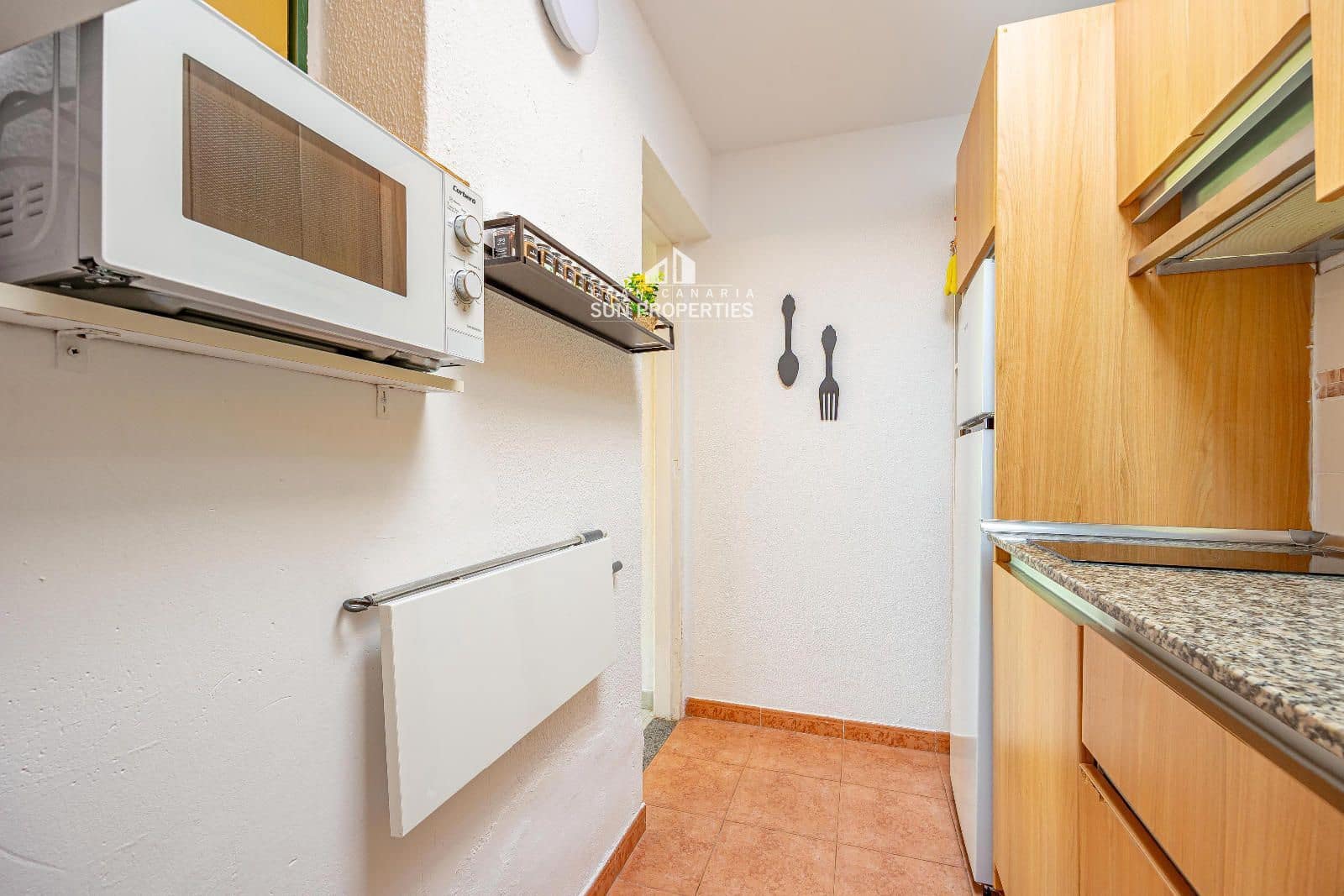 2 soverom Bungalow til leie i Sonneland med svømmebasseng - € 1 100 (Ref: 9659686)