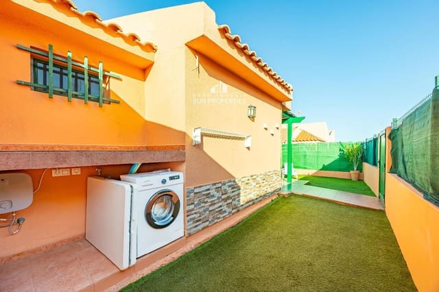 Bungalow de 2 habitaciones en Sonneland, San Bartolomé de Tirajana en alquiler con piscina - 1.100 € (Ref: 9659686)