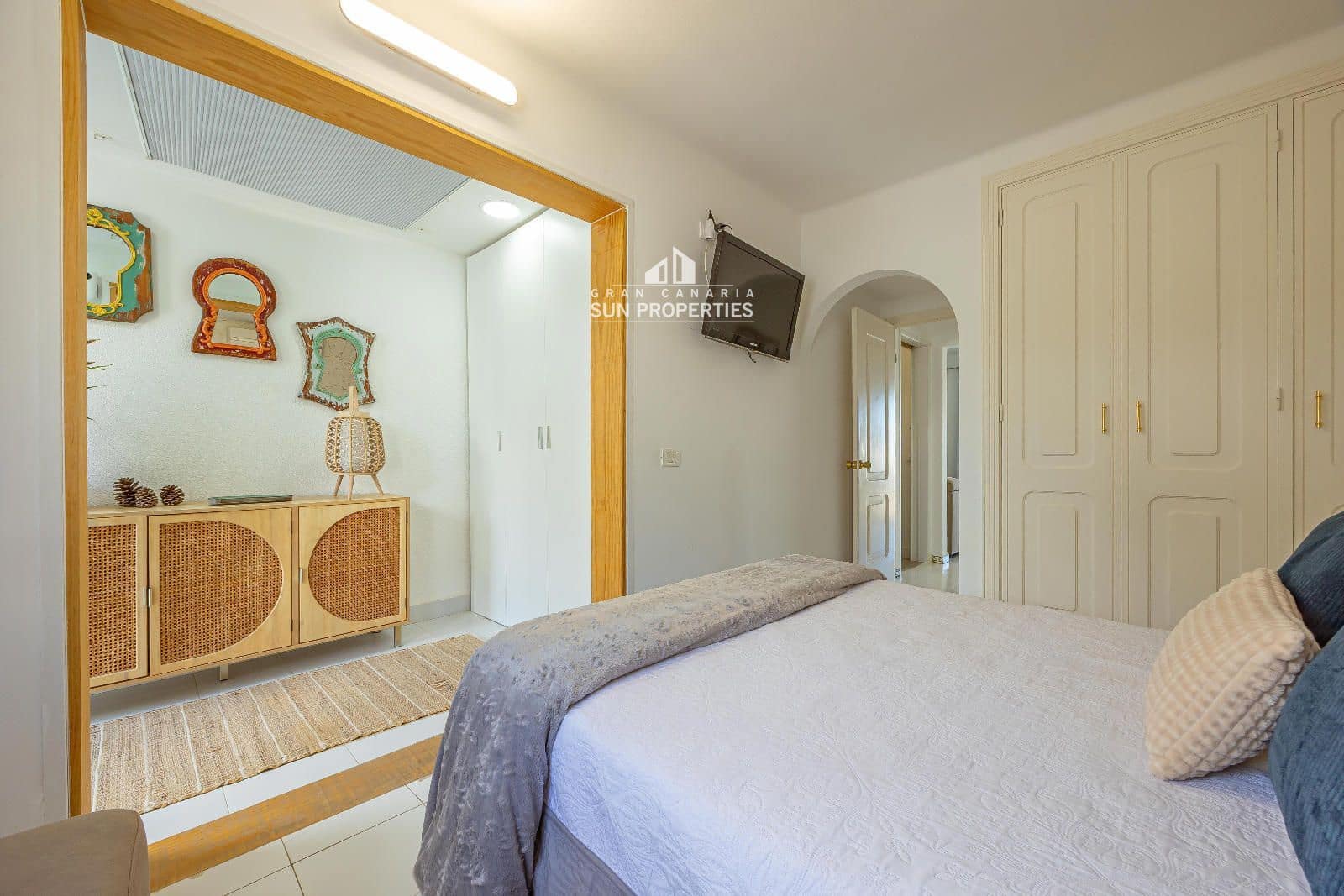 1 slaapkamer Bungalow te huur in San Bartolome de Tirajana met zwembad - € 1.200 (Ref: 9660822)