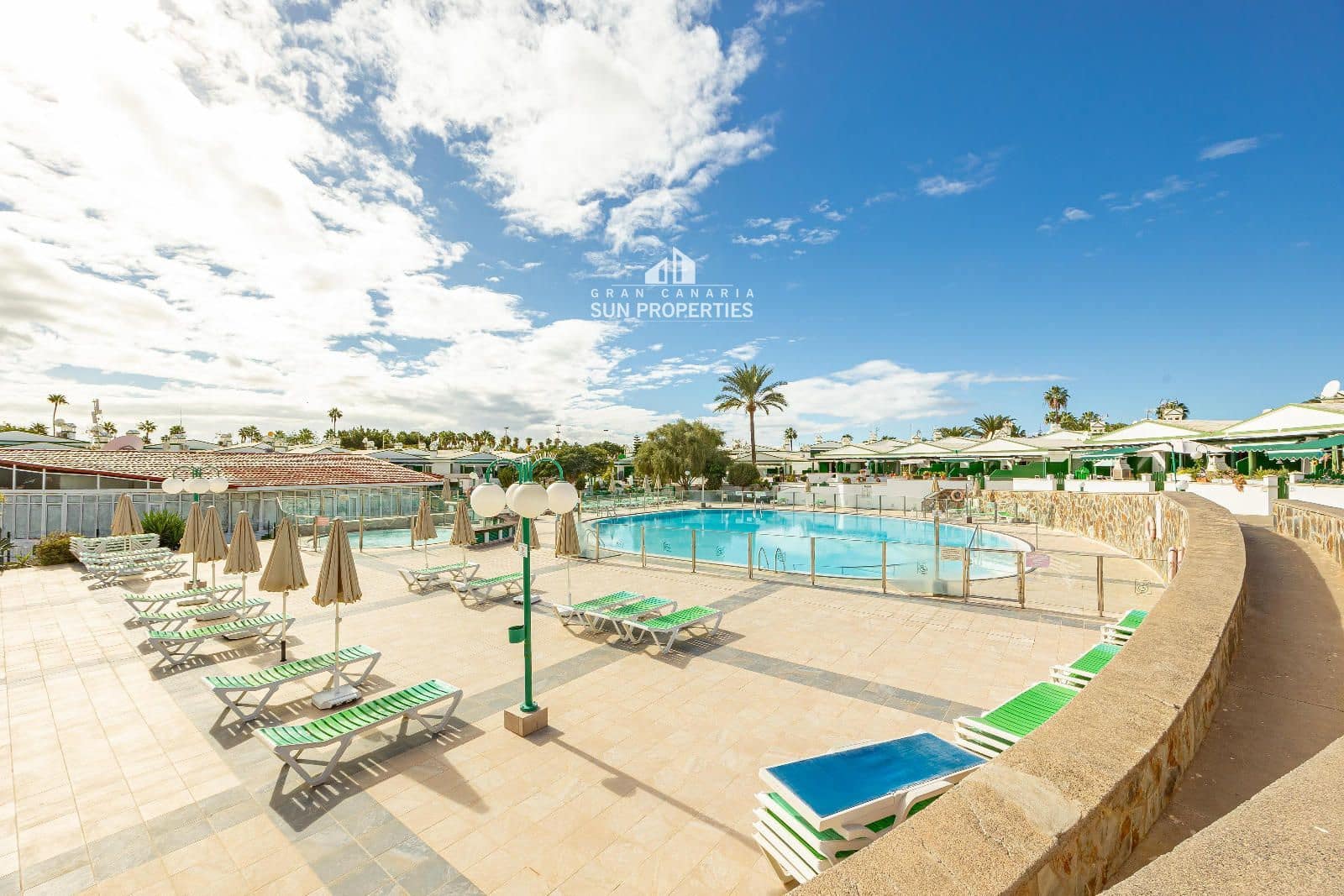 1 slaapkamer Bungalow te huur in San Bartolome de Tirajana met zwembad - € 1.200 (Ref: 9660822)