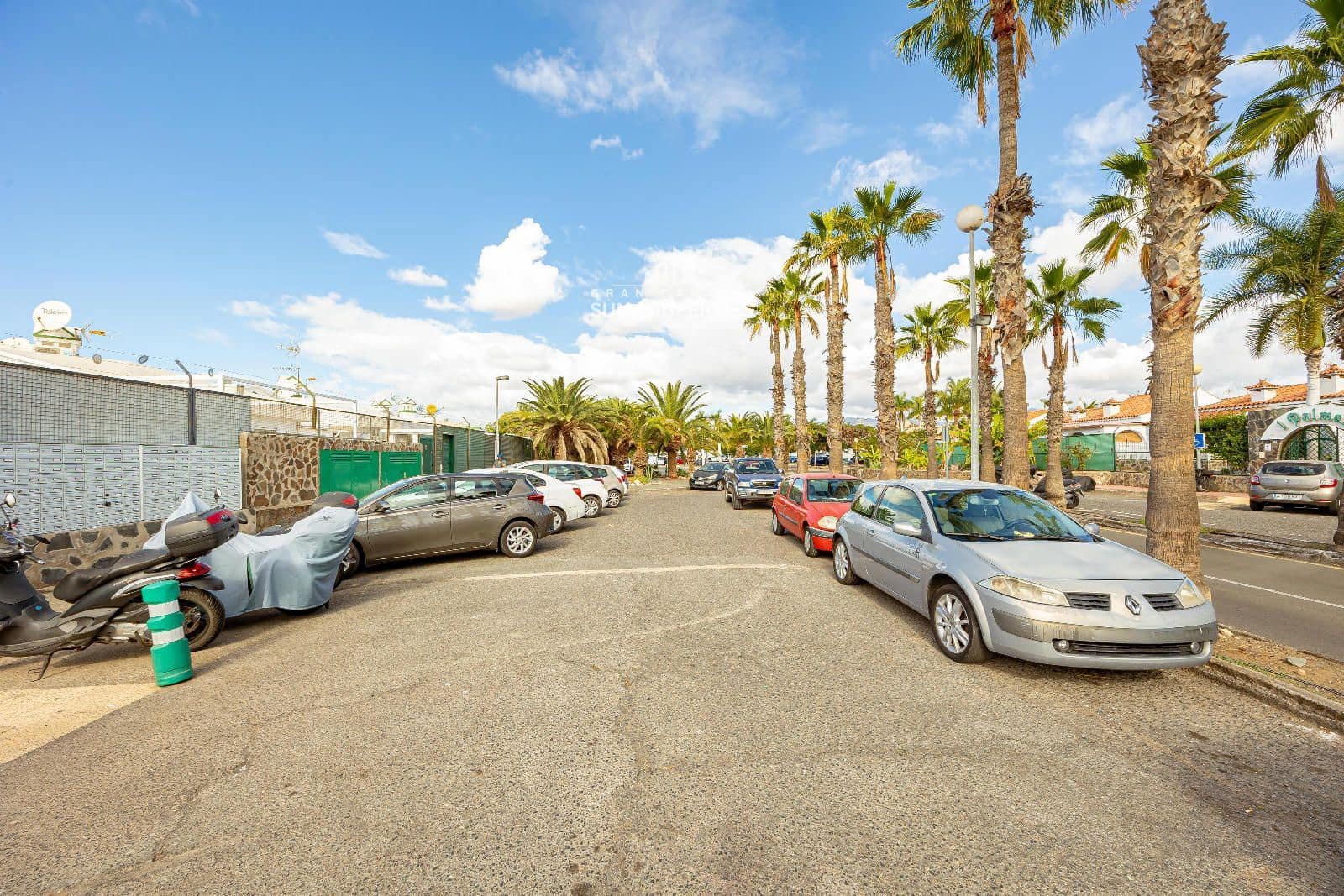 1 slaapkamer Bungalow te huur in San Bartolome de Tirajana met zwembad - € 1.200 (Ref: 9660822)