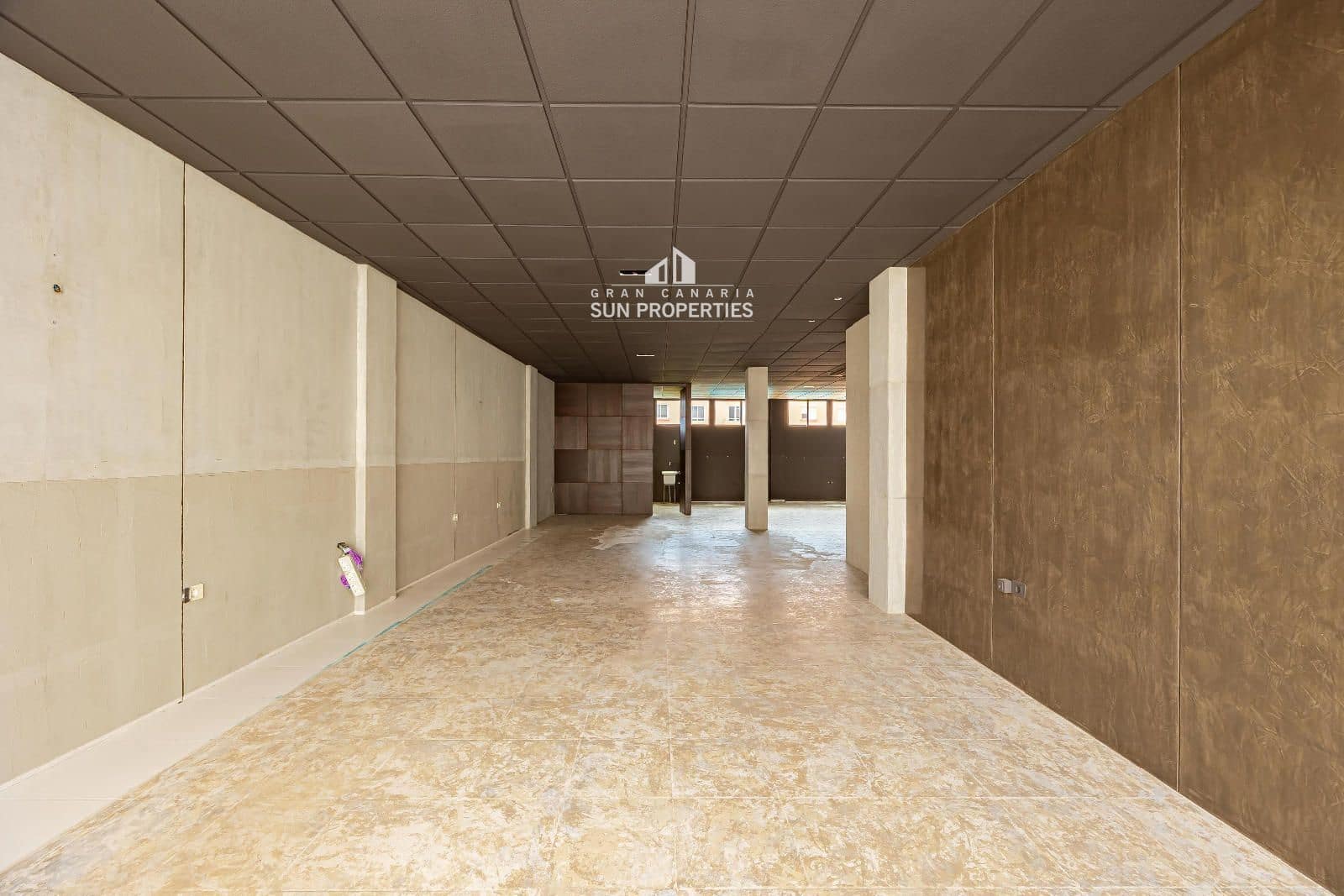 Commercial for rent in El Tablero - € 1,990 (Ref: 9761516)