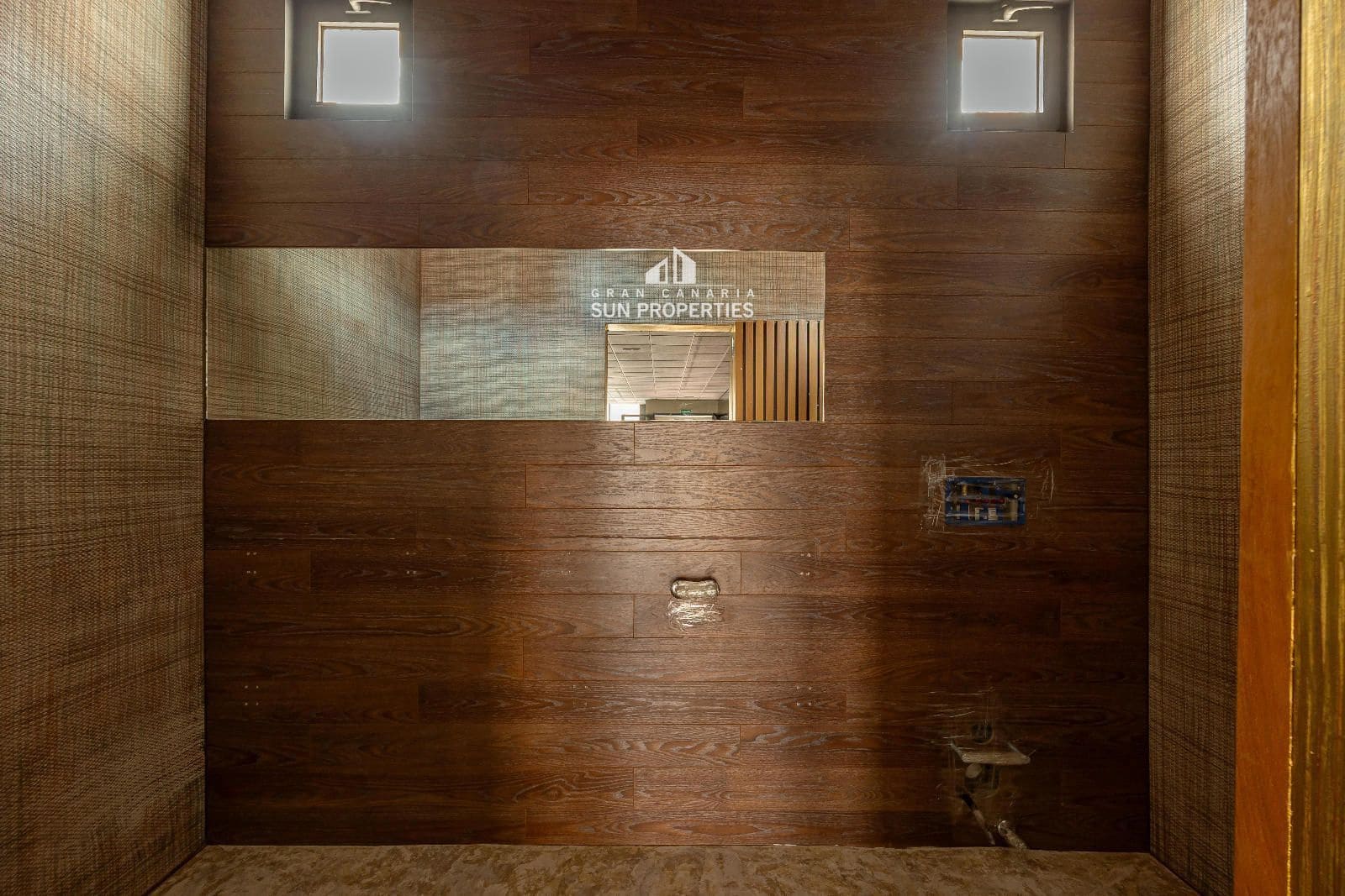 Commercial for rent in El Tablero - € 1,990 (Ref: 9761516)