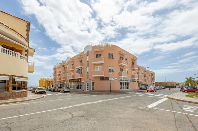 Kaupallinen vuokrattavana paikassa El Tablero, San Bartolomé de Tirajana - 1 990 € (Ref: 9761516)