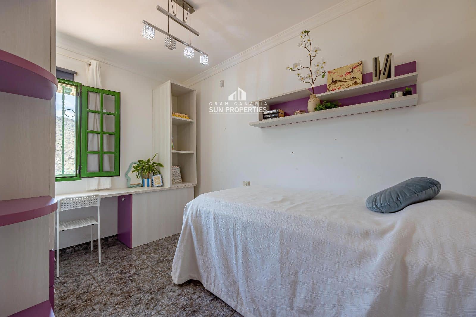 4 makuuhuone Asunto myytävänä paikassa Mogan mukana uima-altaan - 373 000 € (Ref: 9826050)