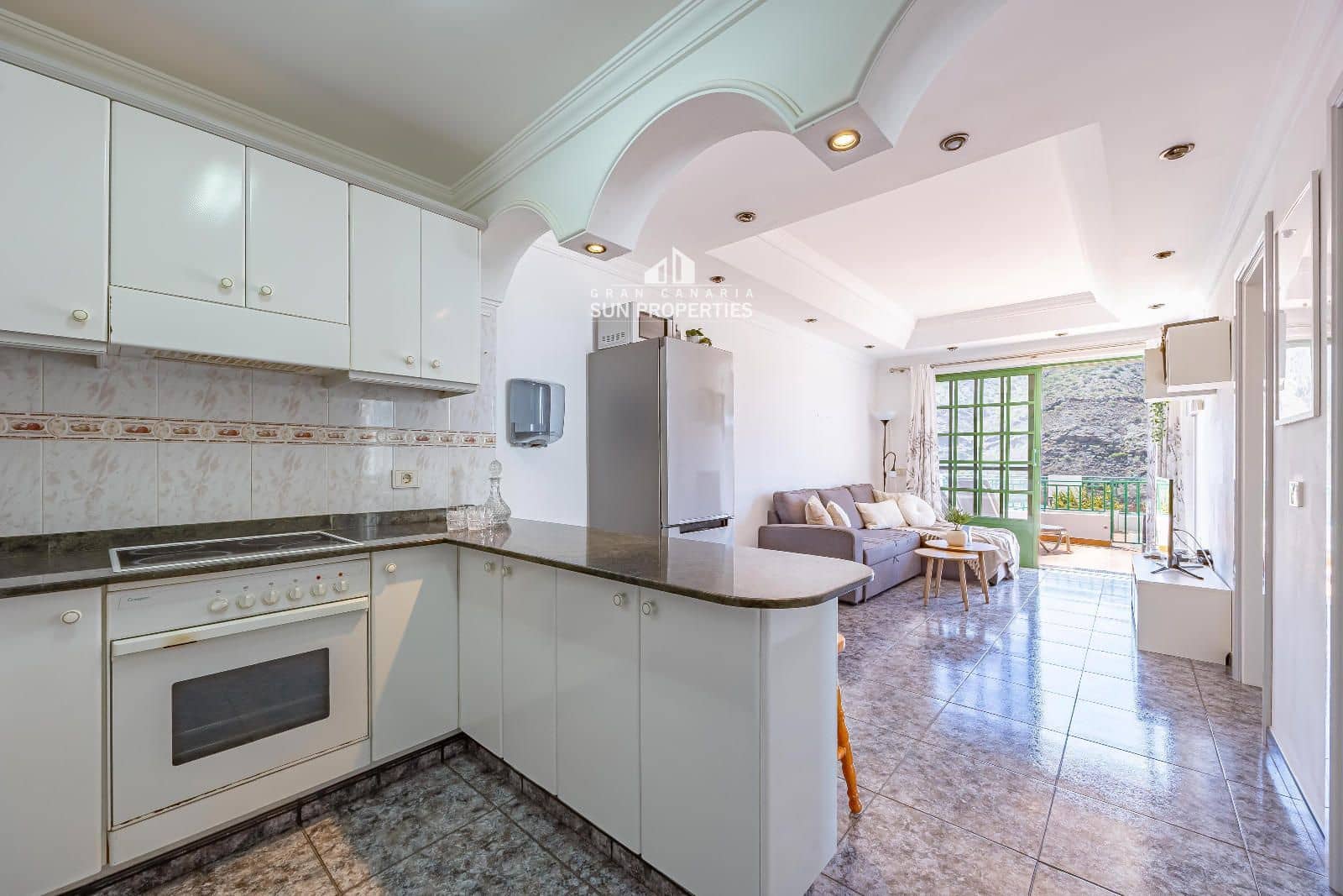 4 makuuhuone Asunto myytävänä paikassa Mogan mukana uima-altaan - 373 000 € (Ref: 9826050)