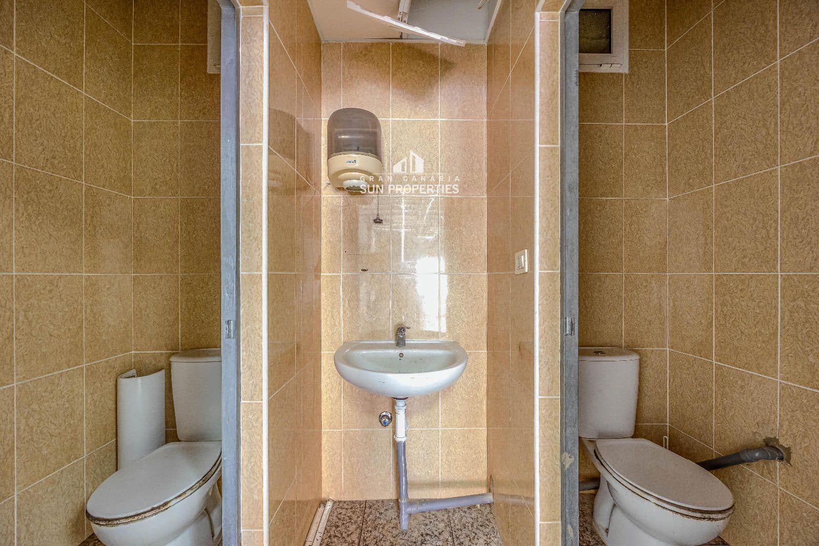 Kaupallinen vuokrattavana paikassa El Tablero - 1 250 € (Ref: 9874021)