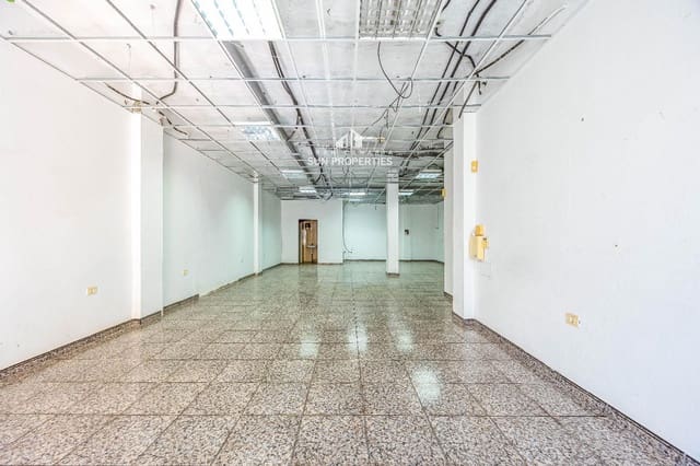 Kaupallinen vuokrattavana paikassa El Tablero, San Bartolomé de Tirajana - 1 250 € (Ref: 9874021)