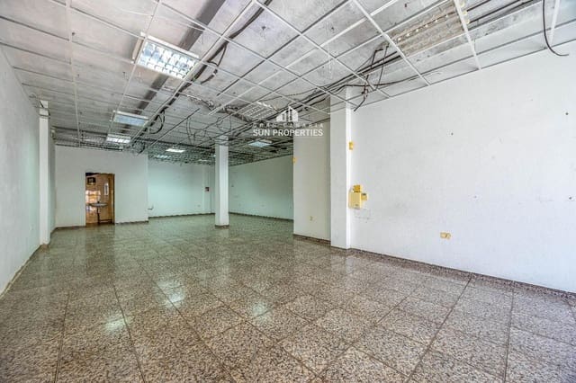 Kaupallinen vuokrattavana paikassa El Tablero, San Bartolomé de Tirajana - 1 250 € (Ref: 9874021)