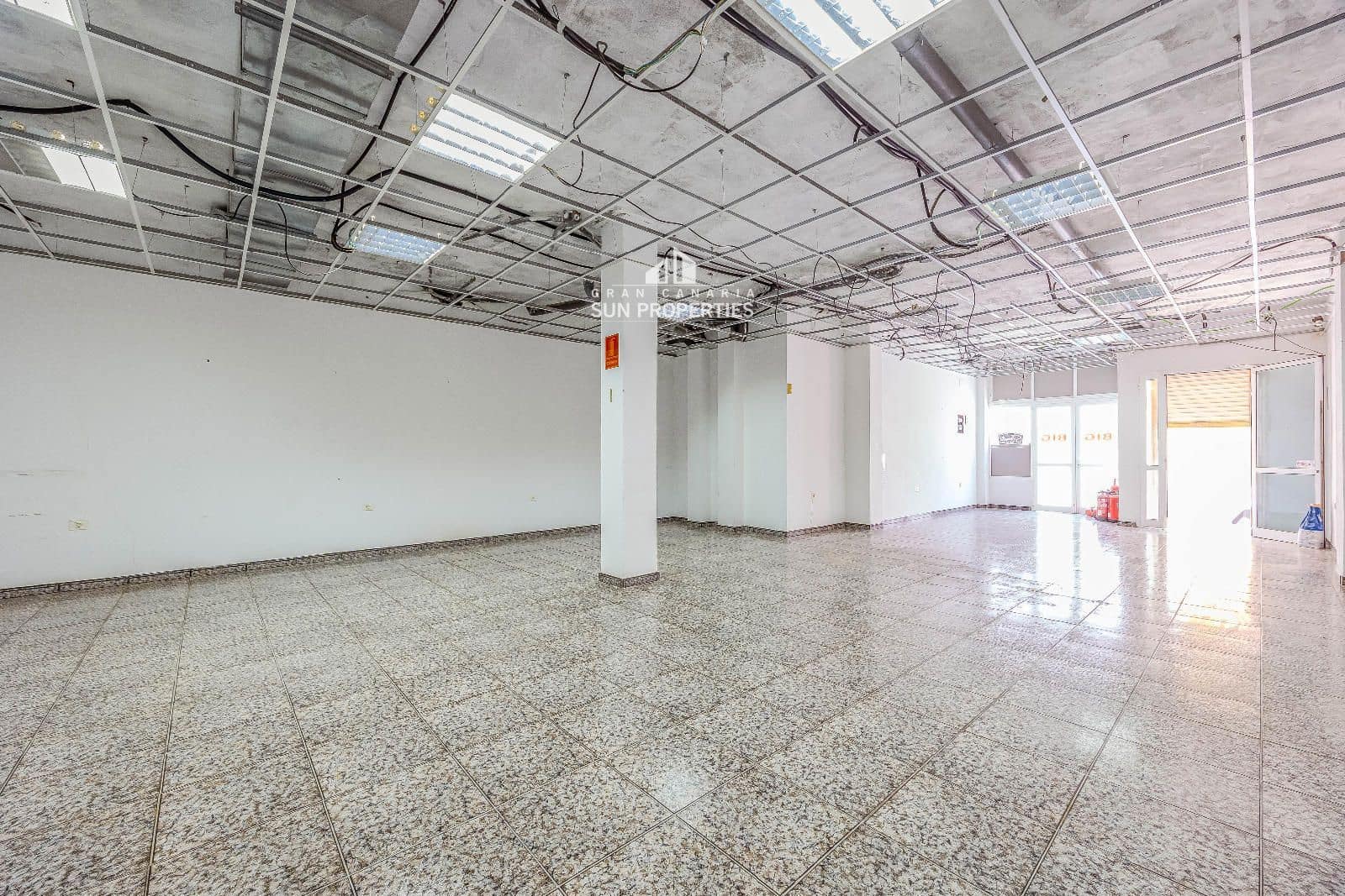 Kaupallinen vuokrattavana paikassa El Tablero - 1 250 € (Ref: 9874021)