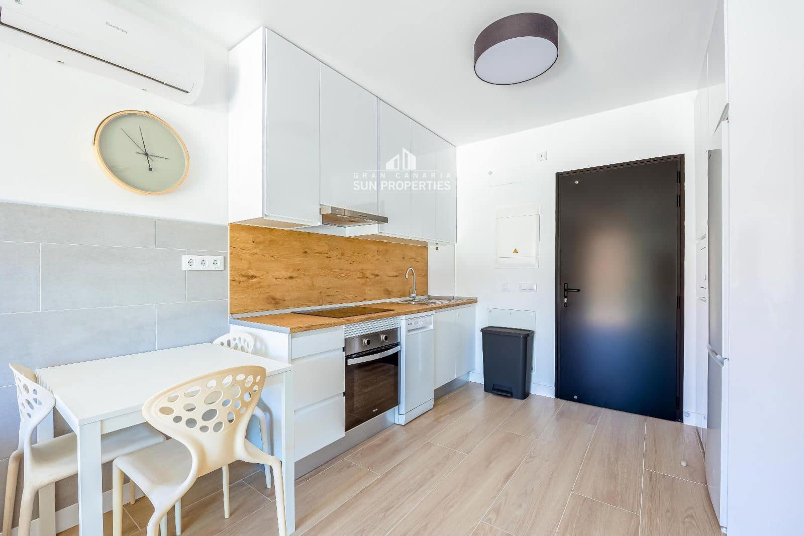 1 bedroom Flat for rent in Mogan with pool garage - € 1,390 (Ref: 9929982)